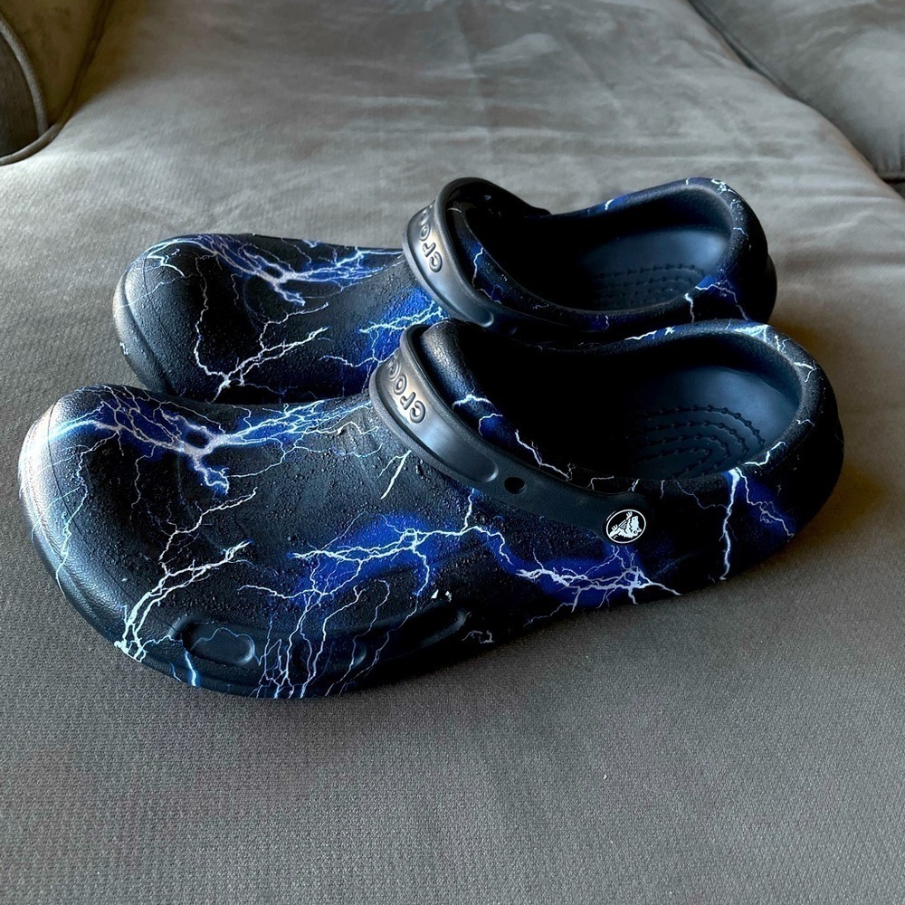 Crocs Lightning Pattern Clogs - Picture 3 of 7